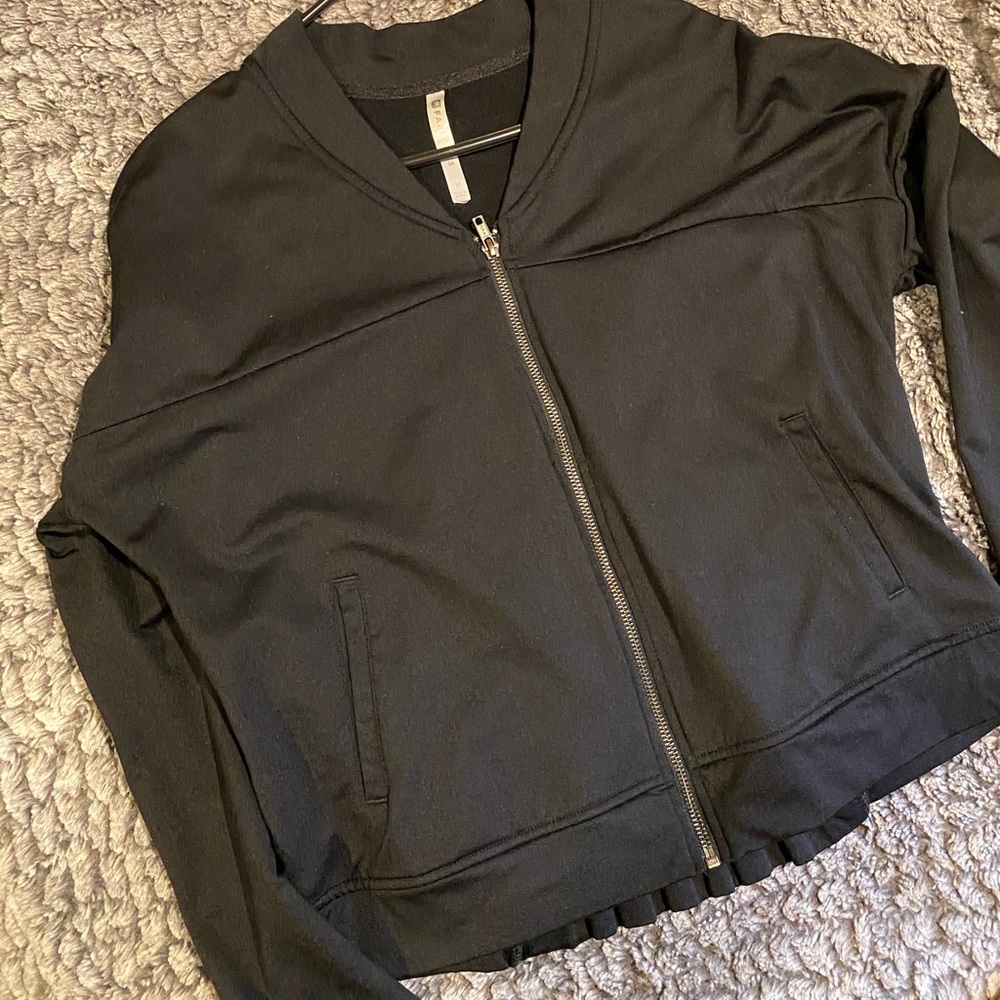 Fabletics sweater